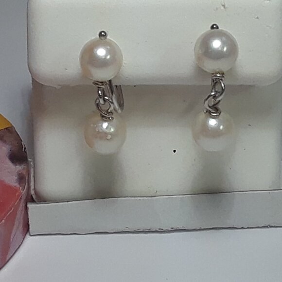 Estate 6.5mm Natural Cultured Pearl drop 14Kt W/Gold Screw back Earrings #20189